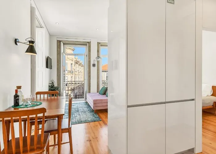 Host Wise - Lovely Shinny Flats With Balcony - Clerigos