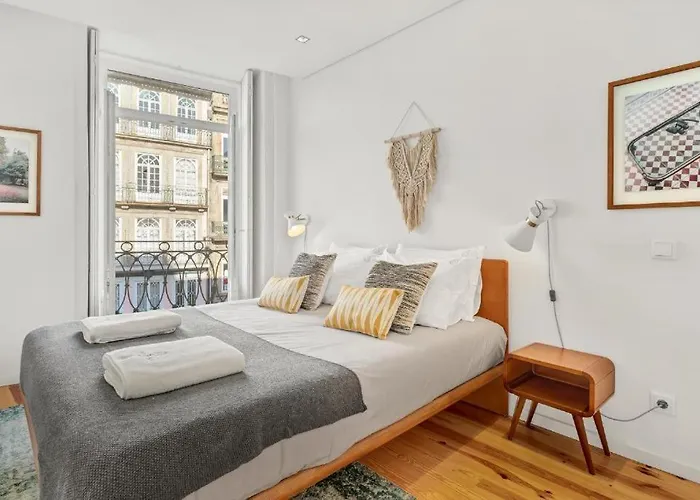 Host Wise - Lovely Shinny Flats With Balcony - Clerigos Appartement