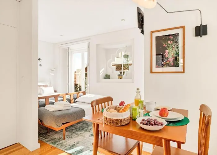 Host Wise - Lovely Shinny Flats With Balcony - Clerigos