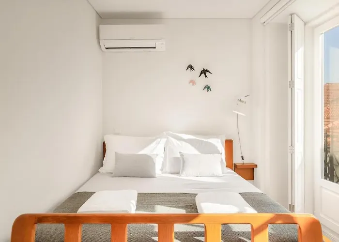 Host Wise - Lovely Shinny Flats With Balcony - Clerigos Apartamento *