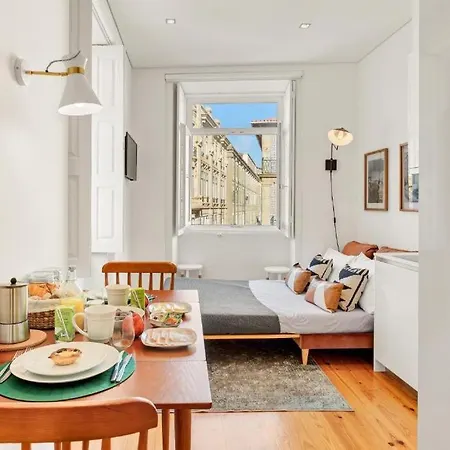 Host Wise - Lovely Shinny Flats With Balcony - Clerigos Apartamento *