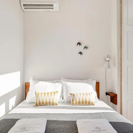 Host Wise - Lovely Shinny Flats With Balcony - Clerigos *