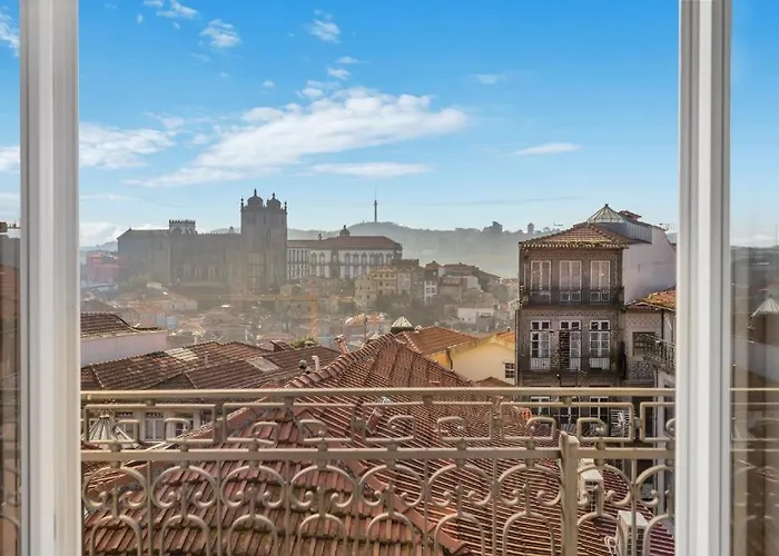 Apartman Host Wise - Lovely Shinny Flats With Balcony - Clerigos