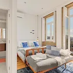 Host Wise - Lovely Shinny Flats With Balcony - Clerigos Apartament Porto