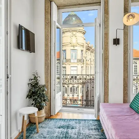 Апартаменты Host Wise - Lovely Shinny Flats With Balcony - Clerigos Порту