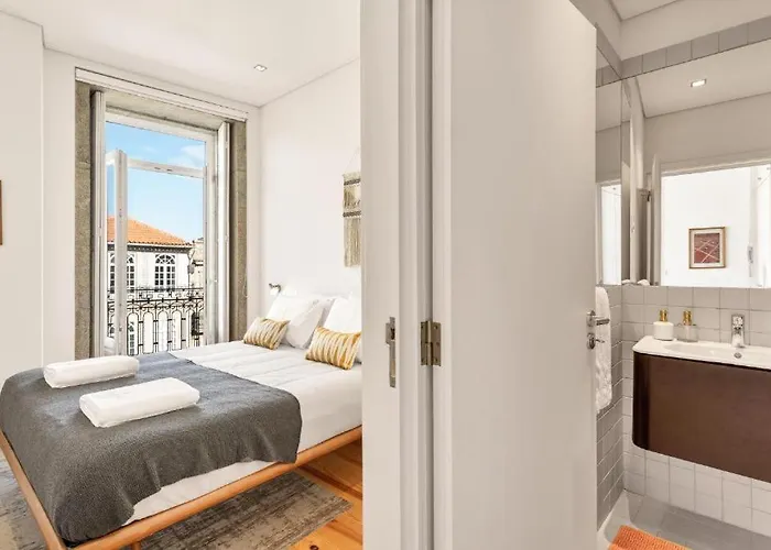 公寓 Host Wise - Lovely Shinny Flats With Balcony - Clerigos 波尔图