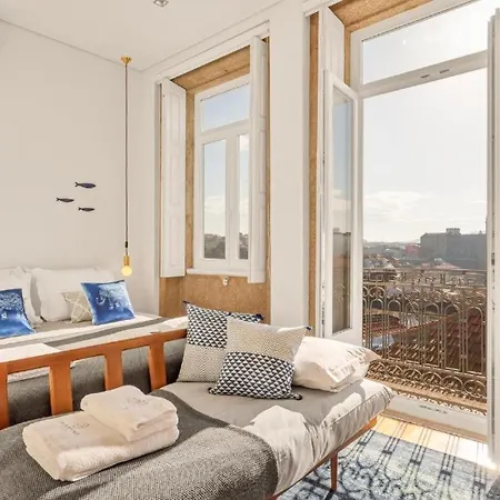 Appartement Host Wise - Lovely Shinny Flats With Balcony - Clerigos *